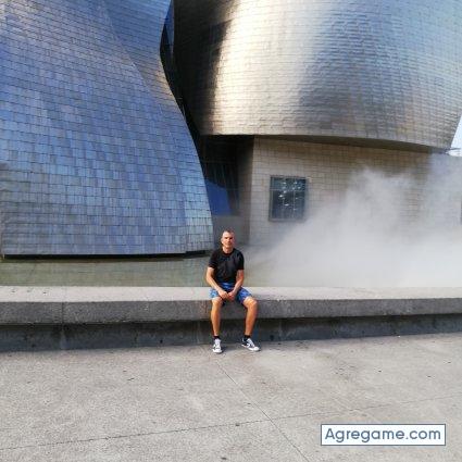 Apolonios chico soltero en Las Torres De Cotillas