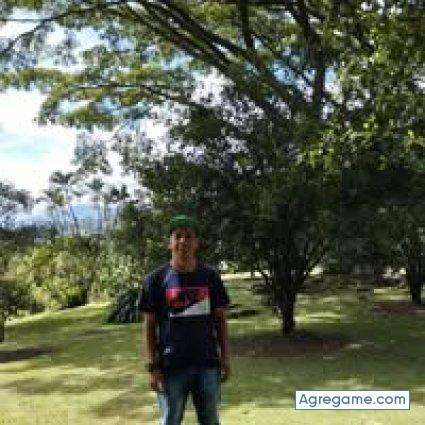 jonathanisaza chico soltero en Juan Díaz