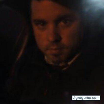 adry29 chico soltero en Belén De Escobar