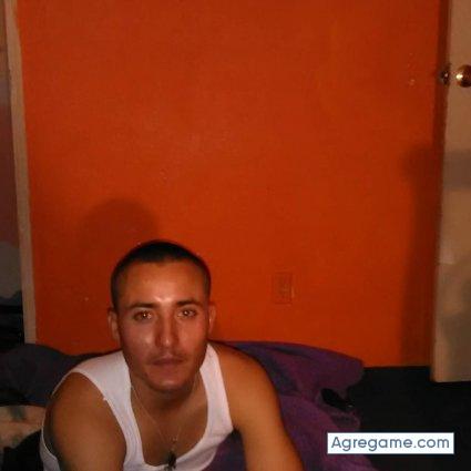 Ayonnn chico soltero en Porterville