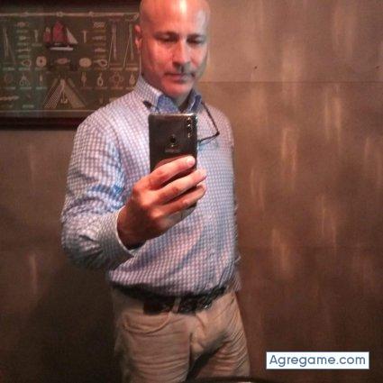 Eduard240149 chico divorciado en El Vendrell