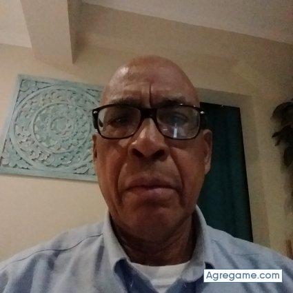 Johnfefe chico soltero en Bryan