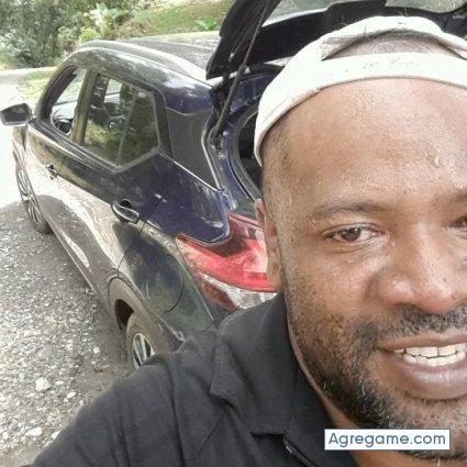 Hheenbfkk chico soltero en Río Hato