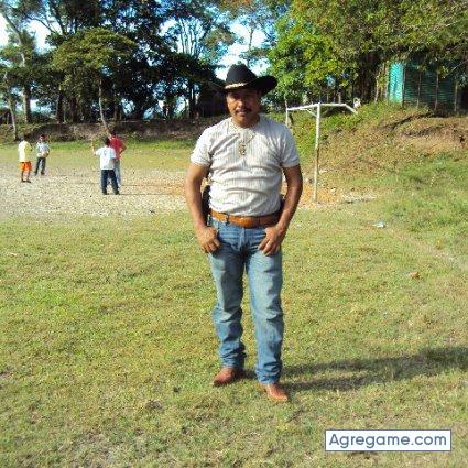 luisr2231 chico soltero en El Cinchado Puerto Barrios