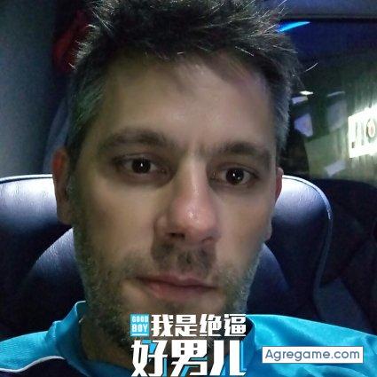 Todotuyu chico soltero en Tolosa