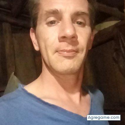 andreparedes-duarte chico soltero en Puerto Piray