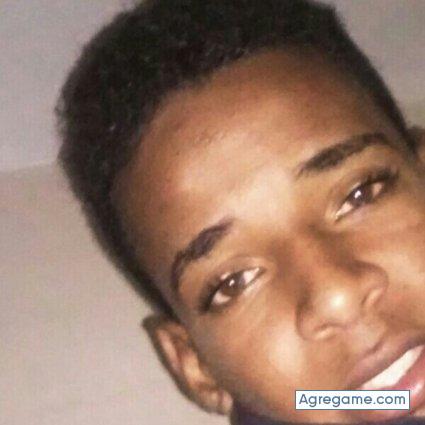 klandres chico soltero en Parque De Las Castillas