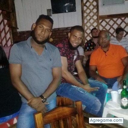 Robertlugosolis chico soltero en Santo Domingo