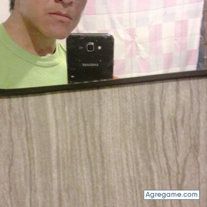 Hugo73193 chico soltero en Pailón