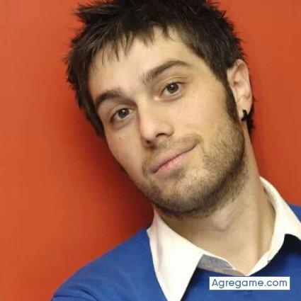 tukinder chico soltero en Gerena