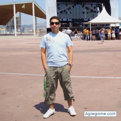 tony777 chico soltero en Barcelona