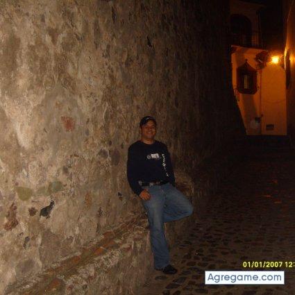 sagaa chico soltero en Isla