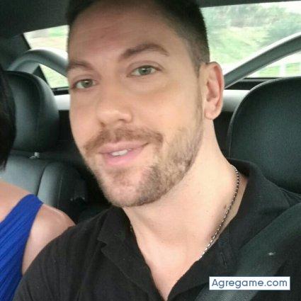 Aytomi chico soltero en Moaña Abelendo