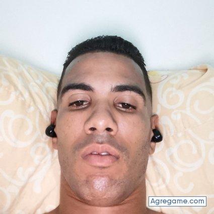 Roly87 chico soltero en Managua