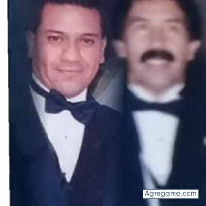 davidoviedo9681 chico soltero en Morgantown