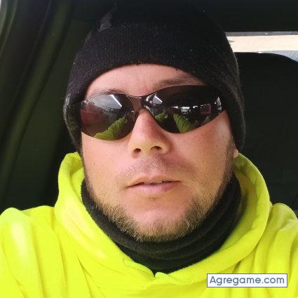 Arroyo33 chico casado en La Crosse