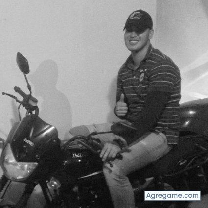 adonieljosue chico soltero en Caracas