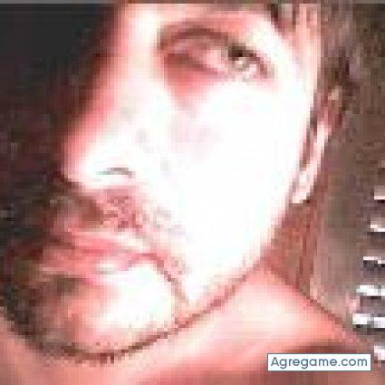 ojitosverdes39 chico soltero en San Jose