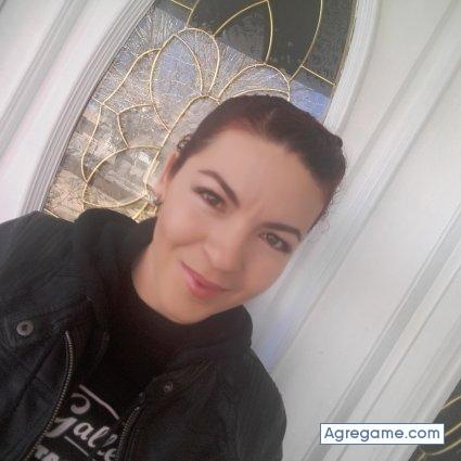 Catarina17 chica soltera en Apple Valley