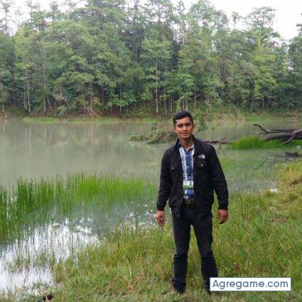 ESTUDIANTECCNN chico soltero en Gracias