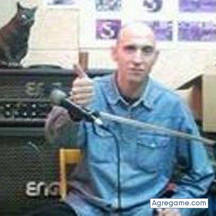 Elaragoneserrante chico divorciado en Fortín Olavarría