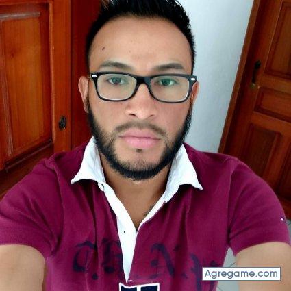 diegopulla chico soltero en Nueva Loja