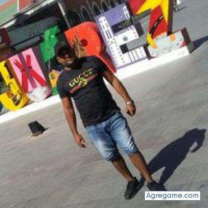 sanyoguerra chico soltero en Elizabeth