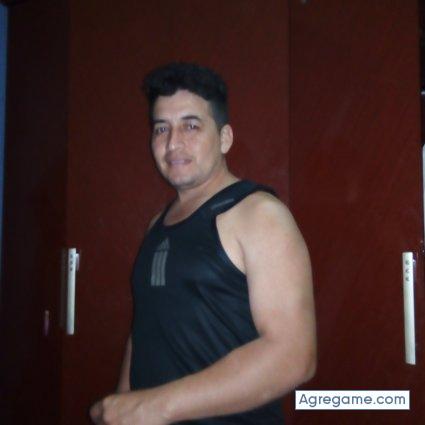 LuisAlbert123 chico soltero en Guayaquil