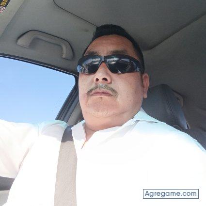 Fulgesan chico casado en Monterey