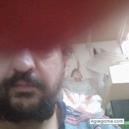 Juannecesitado chico soltero en Denia