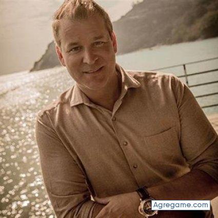 vind55 chico soltero en Cincinnati