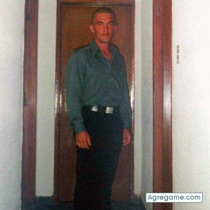 YoAgustin chico separado en Lanús