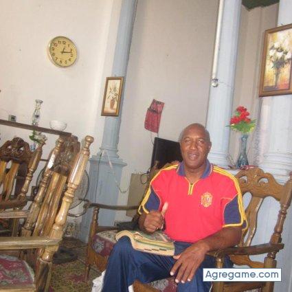 rogelio452 chico divorciado en Jagüey Grande