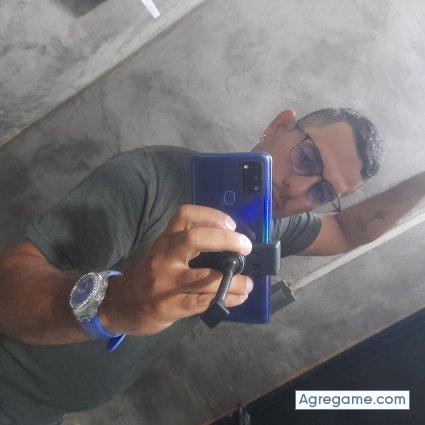 Kfkwjfjriq chico soltero en San Carlos