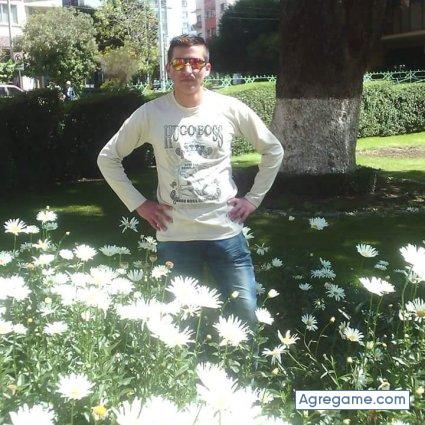 Azuunar chico soltero en Cobija