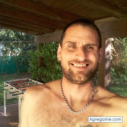Larrechealucas chico soltero en Zárate