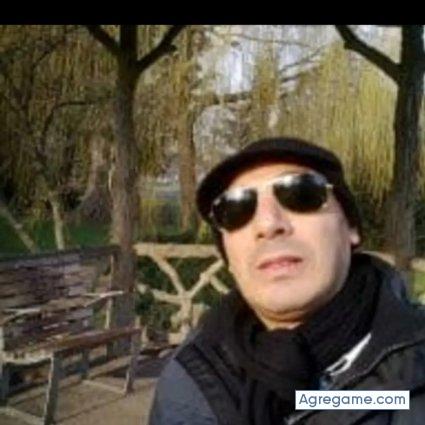 Nadir76 chico soltero en Santa coloma de gramanet