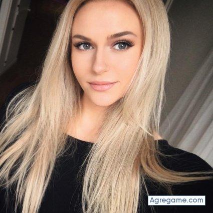 Lauramoliete chica soltera en La Plata