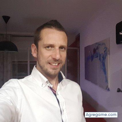 Romororo chico soltero en Miraflores