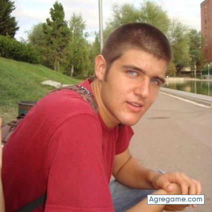 JhonWeed chico soltero en Olesa de montserrat