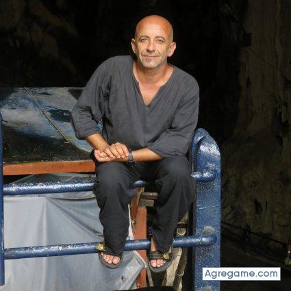 lanuki chico soltero en 