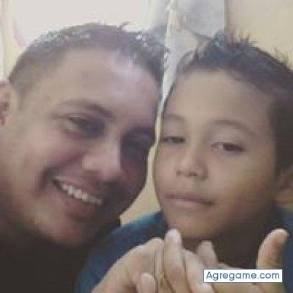 victorm4042 chico soltero en Pocrí