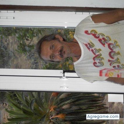 Bernard chico soltero en La Esperanza