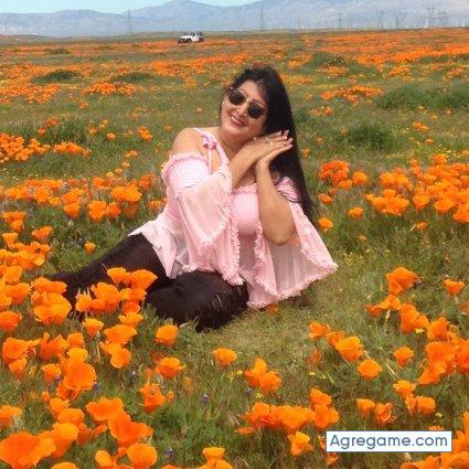 Luzstellaospina chica soltera en Lancaster