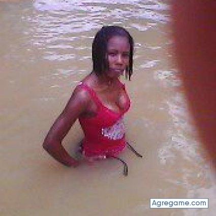 LASINCERA01 chica soltera en Santo Domingo