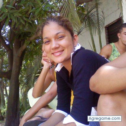 SUSHANA chica soltera en Puerto Williams