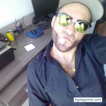 Hermetismo chico soltero en El Quisco