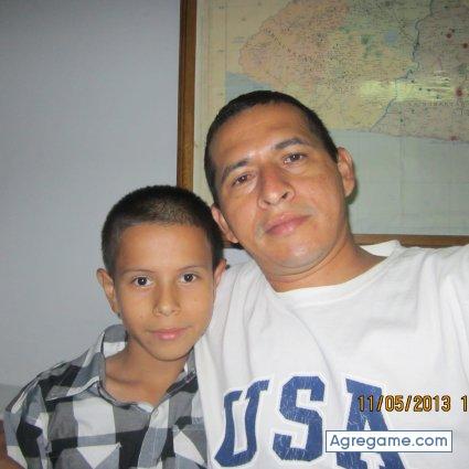 elflacoodir chico soltero en San Jose Pinula