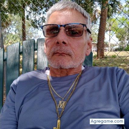 jmontillas3 chico viudo en Davenport