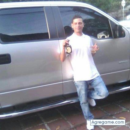 37957 chico soltero en Venecia